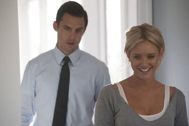 Nicky-Whelan-e-Milo-Ventimiglia-num-dos-raros-momentos--calmos-de-Chosen